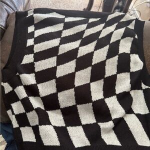 I.N. San Francisco Black and White Geometric Men's Sweater